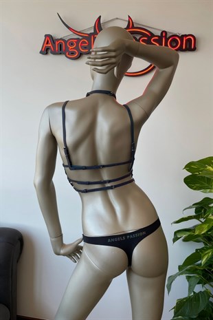 İç Çamaşırı Modelleri Renkli Reflektörlü Göğüs Üzeri Harness